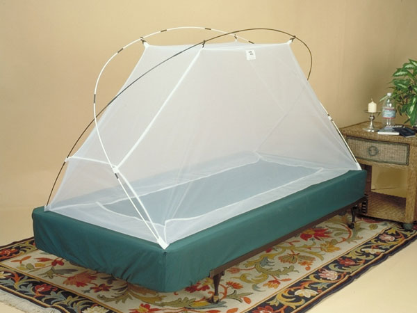 The Skeeter Defeater portable mosquito net / bed net
